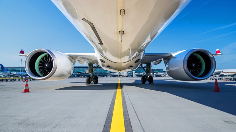 Supply Chain Transport Loading Plane